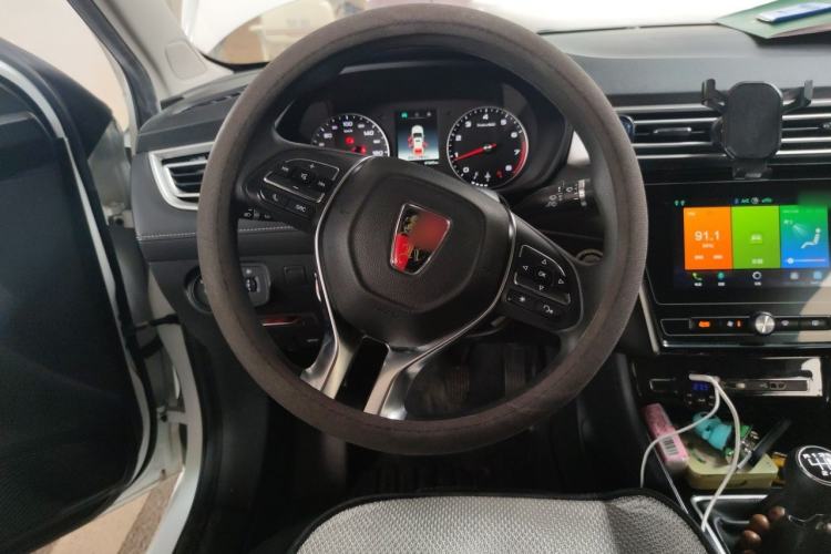 Used Roewe i5 2020 1.5L Manual 4G Connect Luxury Edition Steering Wheel