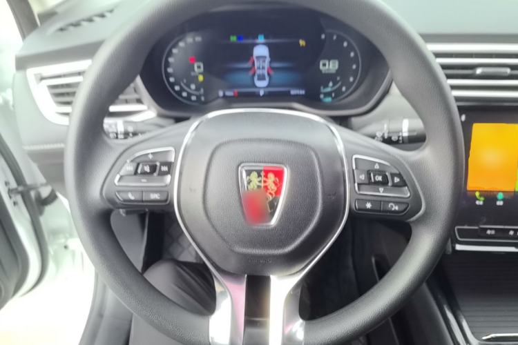 Used Roewe i5 2020 1.5L Automatic 4G Connect Luxury Flagship Edition Steering Wheel