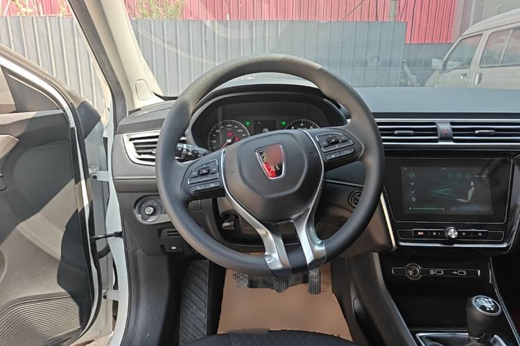 Used Roewe i5 2020 1.5L Manual 4G Connect Luxury Edition Steering Wheel