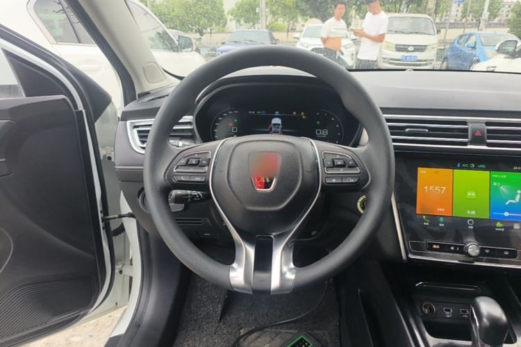 Used Roewe i5 2020 1.5L Automatic 4G Connect Luxury Flagship Edition Steering Wheel