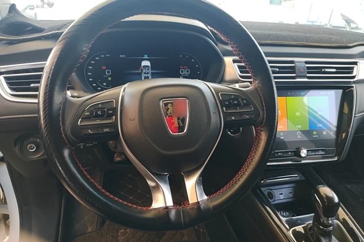 Used Roewe i5 2020 1.5L Automatic 4G Connect Luxury Flagship Edition Steering Wheel