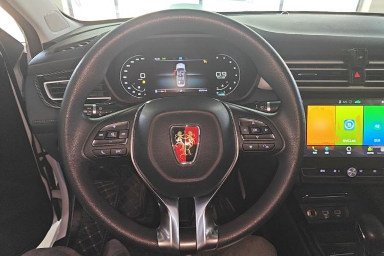 Used Roewe i5 2020 1.5L Automatic 4G Connect Luxury Flagship Edition Steering Wheel