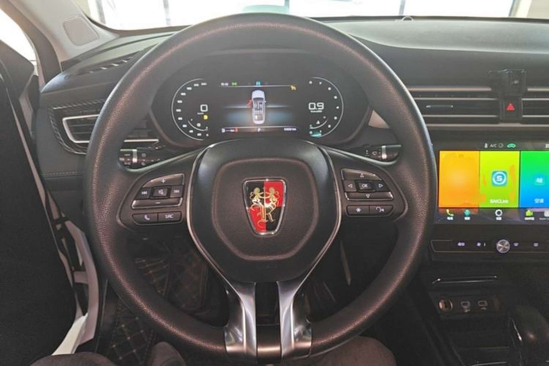 Used Roewe i5 2020 1.5L Automatic 4G Connect Luxury Flagship Edition Steering Wheel