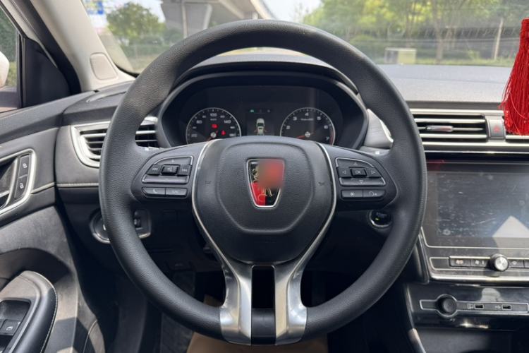 Used Roewe i5 2020 1.5L Manual 4G Connect Luxury Edition Steering Wheel
