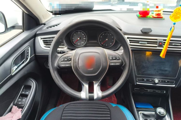 Used Roewe i5 2020 1.5L Manual 4G Connect Luxury Edition Steering Wheel