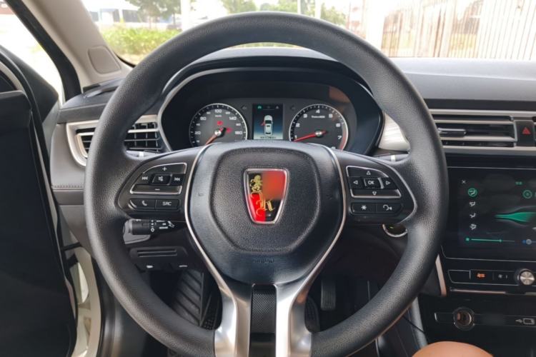 Used Roewe i5 2020 1.5L Manual 4G Connect Leehao Flagship Edition Steering Wheel