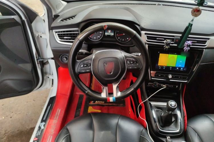 Used Roewe i5 2020 1.5L Manual 4G Connect Leehao Flagship Edition Steering Wheel