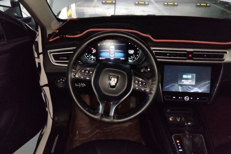 Used Roewe i5 2020 1.5L Automatic 4G Connect Luxury Flagship Edition Steering Wheel