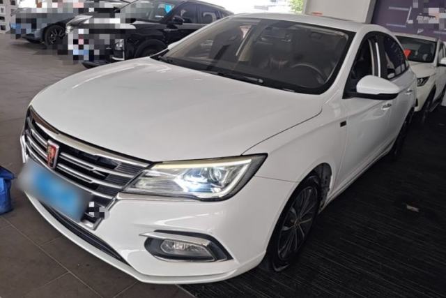 Używany Roewe i5 2020 1.5L Manual 4G Connect Leehao Flagship Edition