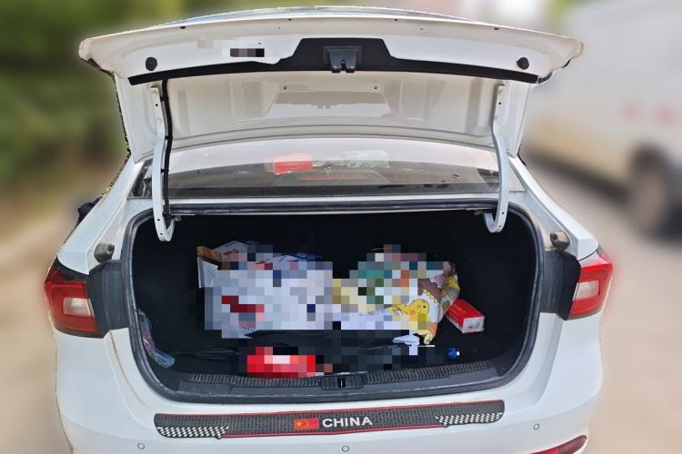 Used Roewe i5 2020 1.5L Automatic 4G Connect Luxury Flagship Edition Trunk