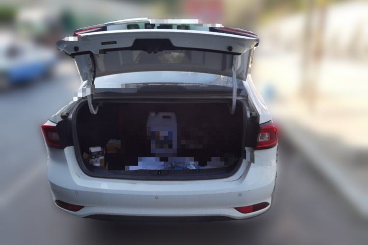 Used Roewe i5 2020 1.5L Manual 4G Connect Luxury Edition Trunk
