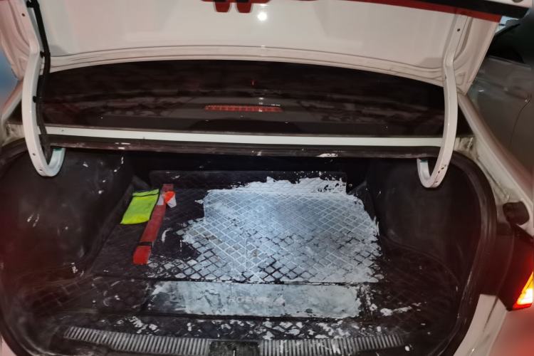 Used Roewe i5 2020 1.5L Automatic 4G Connect Luxury Flagship Edition Trunk