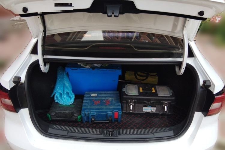 Used Roewe i5 2020 1.5L Manual 4G Connect Leehao Flagship Edition Trunk