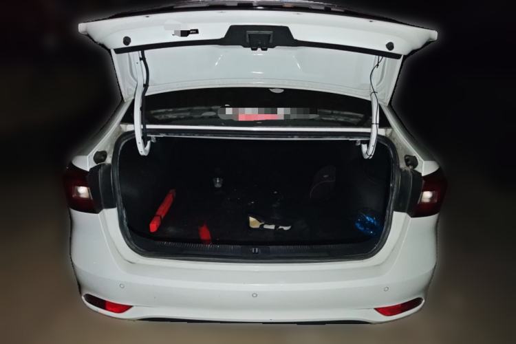 Used Roewe i5 2020 1.5L Manual Linghao Edition Trunk