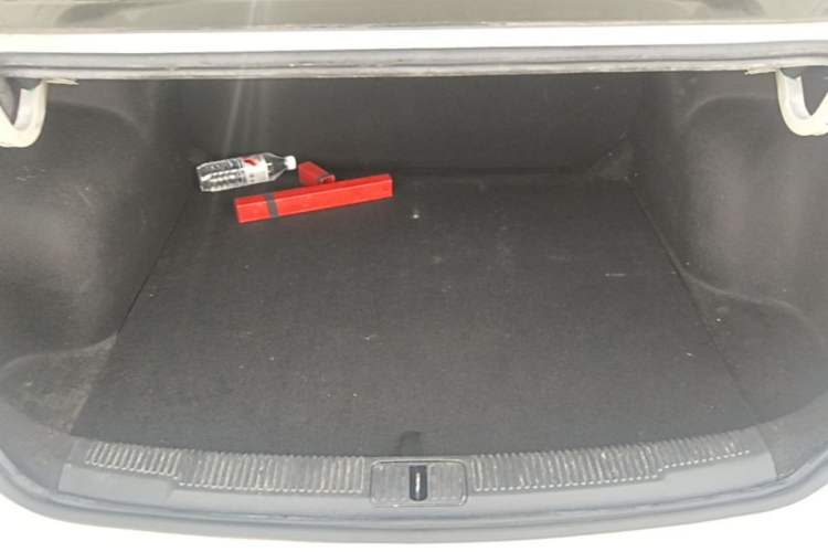 Used Roewe i5 2020 1.5L Manual 4G Connect Luxury Edition Trunk
