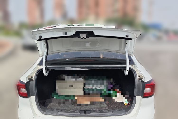 Used Roewe i5 2020 1.5L Automatic 4G Connected Linghao Edition Trunk