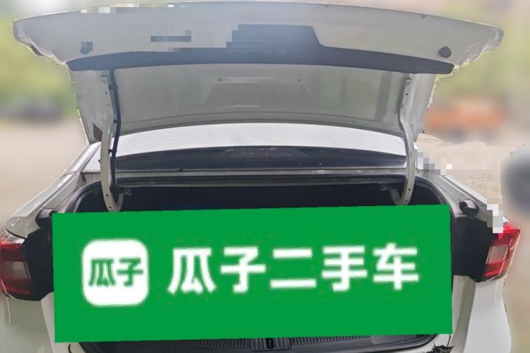 Used Roewe i5 2020 1.5L Automatic 4G Connect Luxury Flagship Edition Trunk