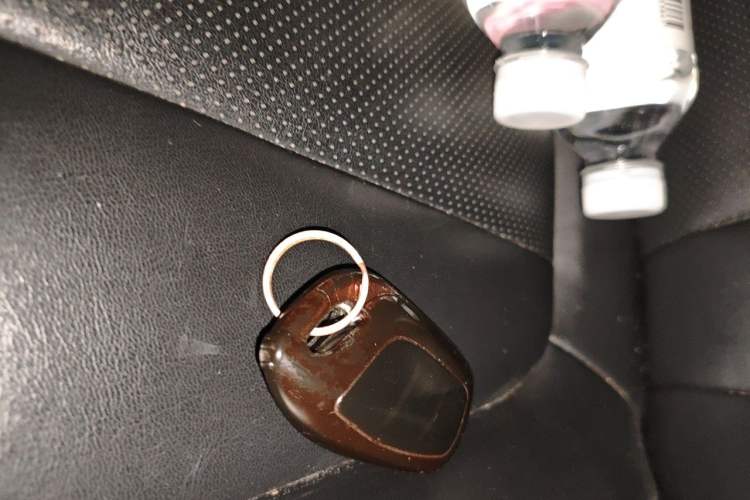 Used Roewe i5 2020 1.5L Automatic 4G Connect Luxury Flagship Edition Vehicle Key