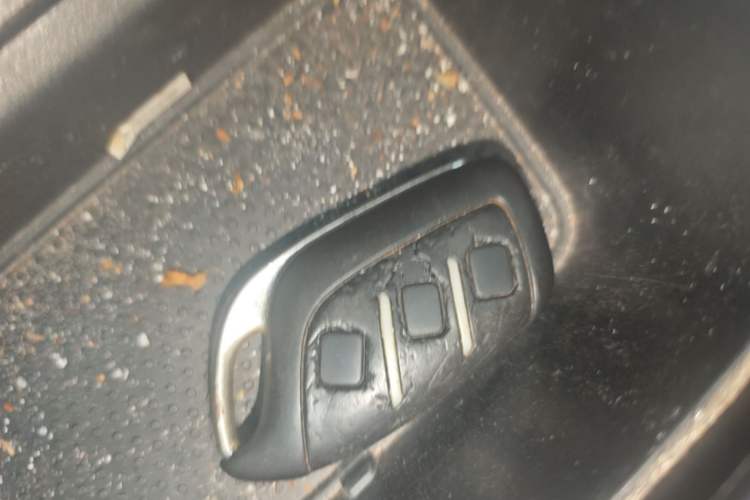 Used Roewe i5 2020 1.5L Automatic 4G Connected Linghao Edition Vehicle Key