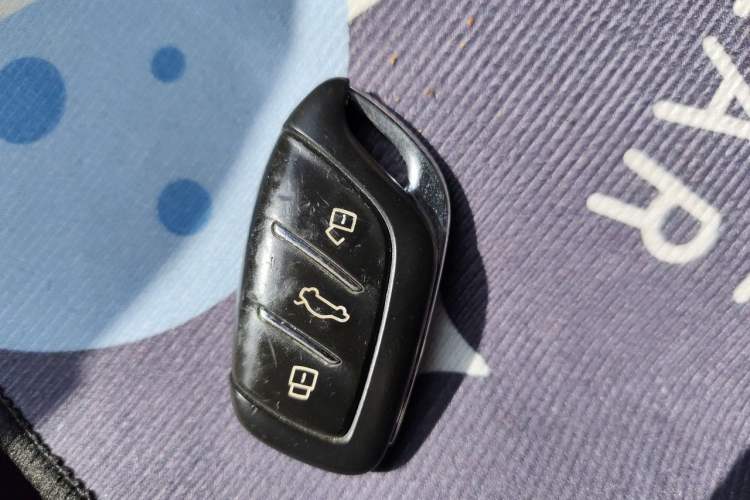Used Roewe i5 2020 1.5L Manual 4G Connect Luxury Edition Vehicle Key