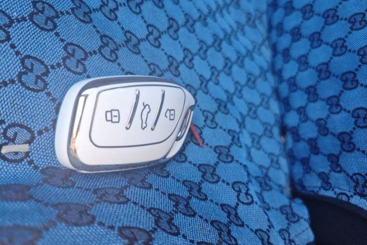 Used Roewe i5 2020 1.5L Automatic 4G Connected Linghao Edition Vehicle Key