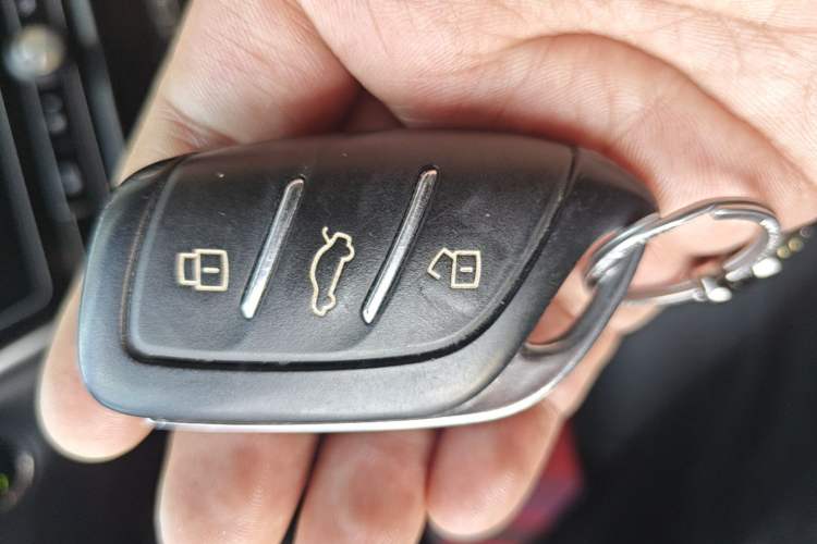Used Roewe i5 2020 1.5L Manual 4G Connect Leehao Flagship Edition Vehicle Key