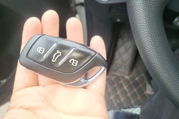 Used Roewe i5 2020 1.5L Automatic 4G Connected Linghao Edition Vehicle Key