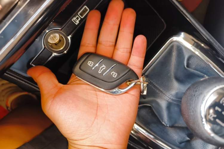 Used Roewe i5 2020 1.5L Manual 4G Connect Leehao Flagship Edition Vehicle Key