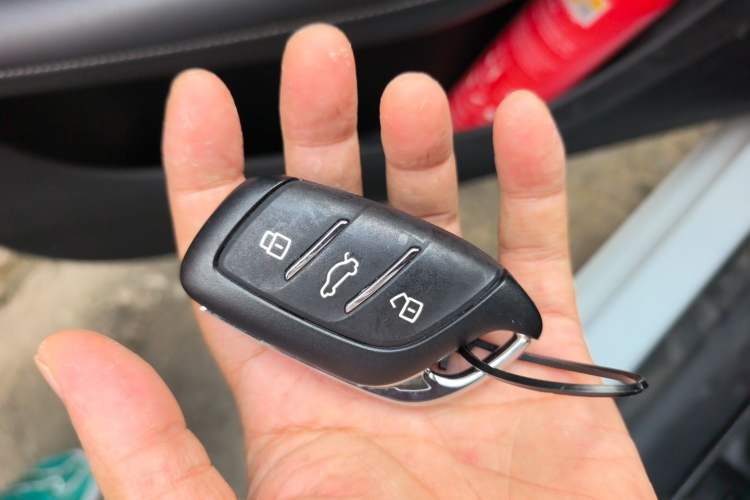 Used Roewe i5 2020 1.5L Automatic 4G Connected Linghao Edition Vehicle Key