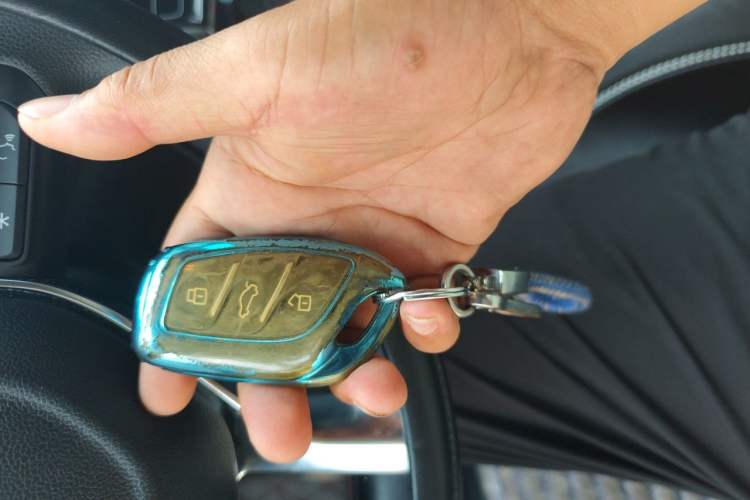 Used Roewe i5 2020 1.5L Manual 4G Connect Luxury Edition Vehicle Key