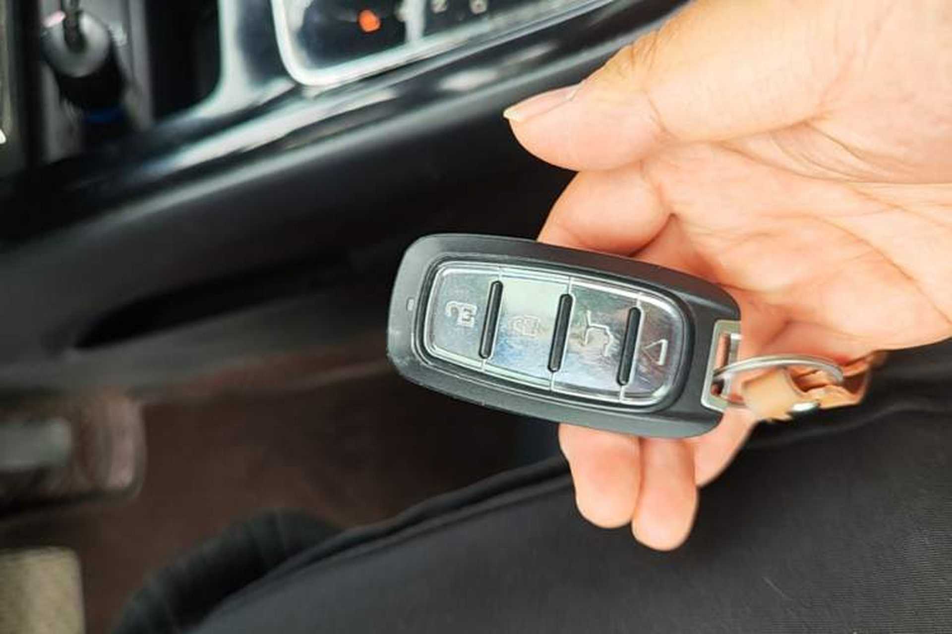 Used Roewe i5 2020 1.5L Automatic 4G Connect Luxury Flagship Edition Vehicle Key