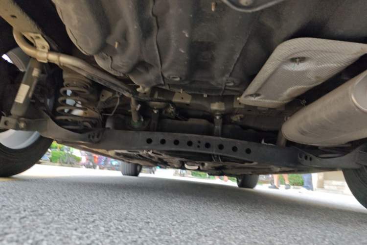 Used Roewe i5 2020 1.5L Automatic 4G Connect Luxury Flagship Edition Chassis Rear