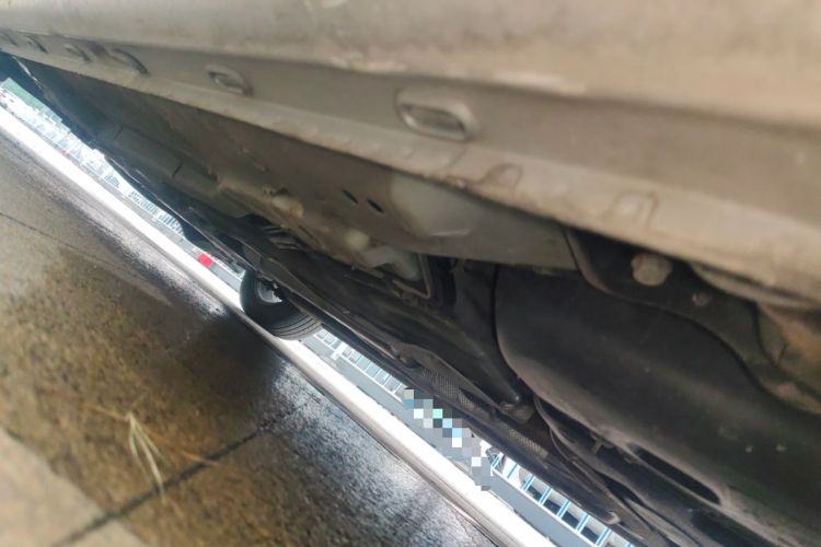 Used Roewe i5 2020 1.5L Automatic 4G Connect Luxury Flagship Edition Chassis Rear Left