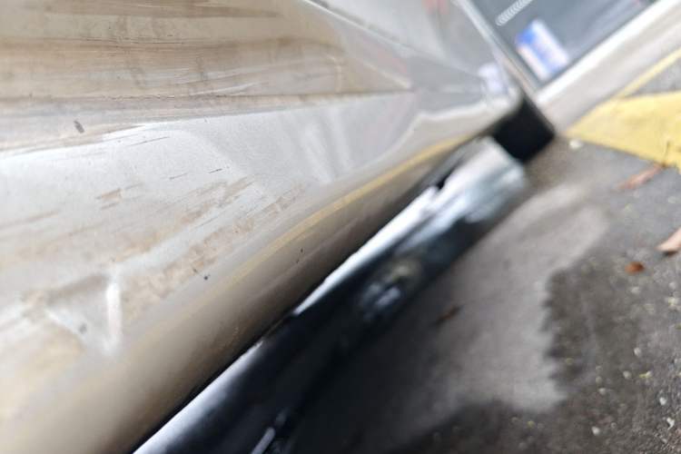 Used Roewe i5 2020 1.5L Automatic 4G Connected Linghao Edition Chassis Rear Right