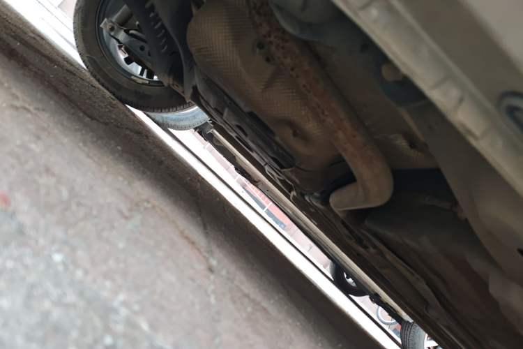 Used Roewe i5 2020 1.5L Automatic 4G Connect Luxury Flagship Edition Chassis Rear Right
