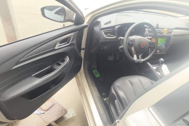 Used Roewe i5 2020 1.5L Automatic 4G Connect Luxury Flagship Edition Driver Seat