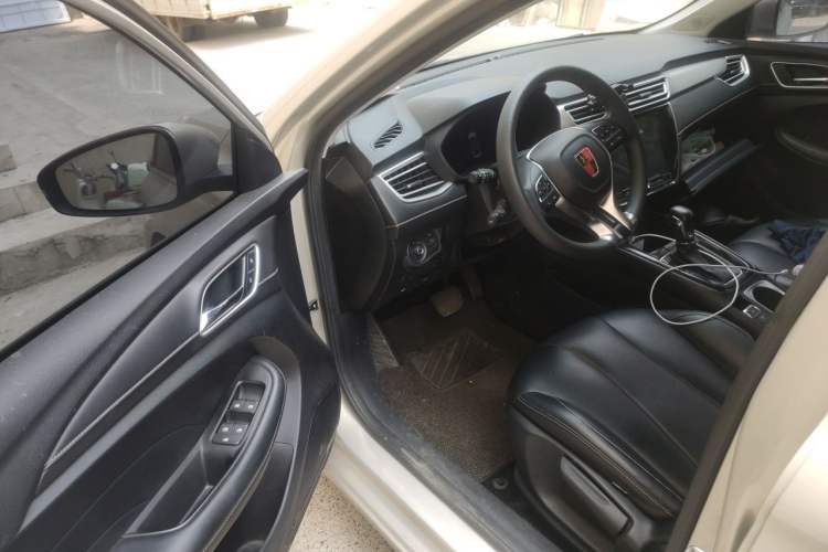 Used Roewe i5 2020 1.5L Automatic 4G Connect Luxury Flagship Edition Driver Seat