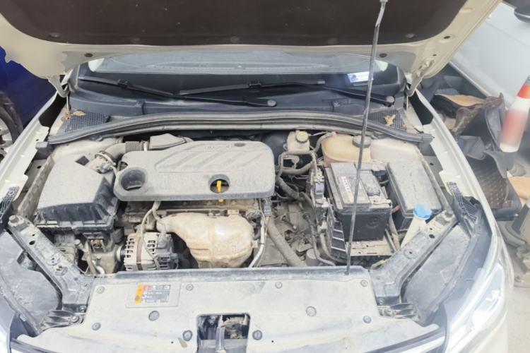 Used Roewe i5 2020 1.5L Automatic 4G Connect Luxury Flagship Edition Engine Bay