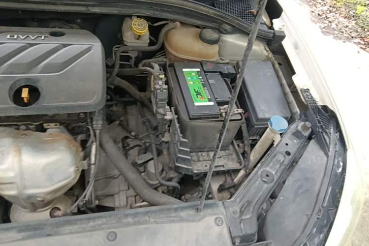 Used Roewe i5 2020 1.5L Automatic 4G Connect Luxury Flagship Edition Engine Bay Left