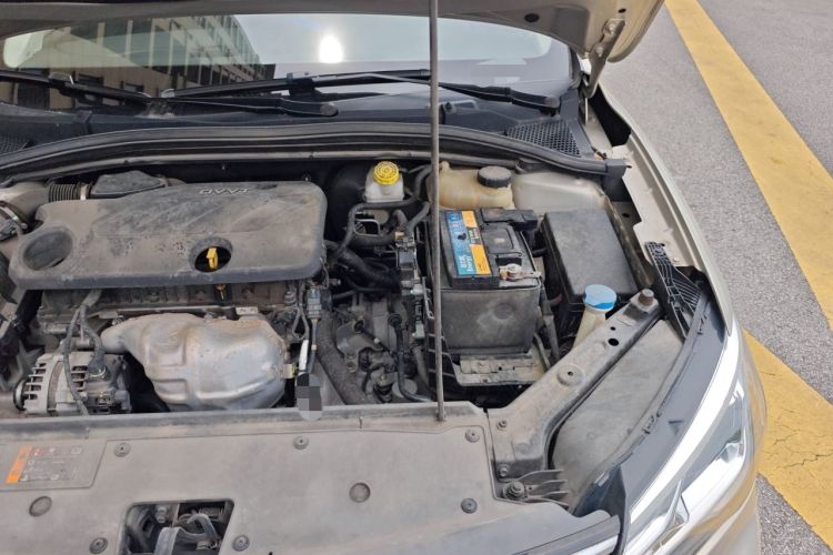 Used Roewe i5 2020 1.5L Automatic 4G Connect Luxury Flagship Edition Engine Bay Left