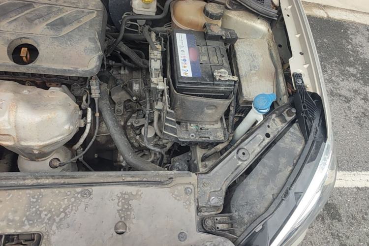 Used Roewe i5 2020 1.5L Automatic 4G Connect Luxury Flagship Edition Engine Bay Left