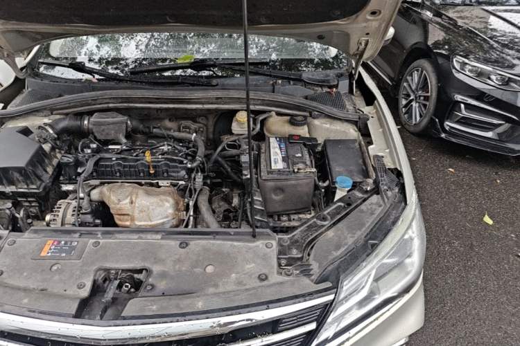 Used Roewe i5 2020 1.5L Automatic 4G Connected Linghao Edition Engine Bay Left