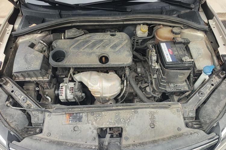 Used Roewe i5 2020 1.5L Automatic 4G Connect Luxury Flagship Edition Engine Bay