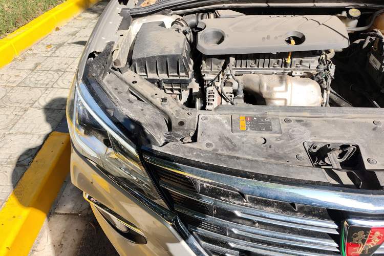 Used Roewe i5 2020 1.5L Automatic 4G Connect Luxury Flagship Edition Engine Bay Right