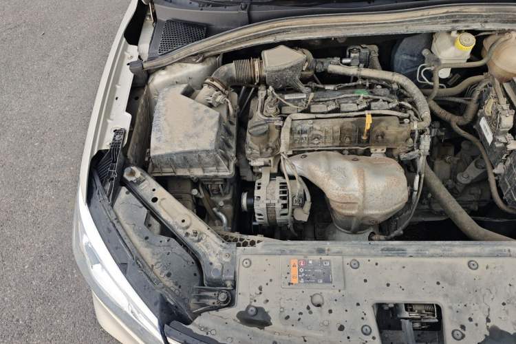 Used Roewe i5 2020 1.5L Manual 4G Connect Luxury Edition Engine Bay Right