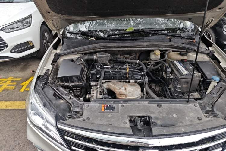 Used Roewe i5 2020 1.5L Automatic 4G Connected Linghao Edition Engine Bay Right