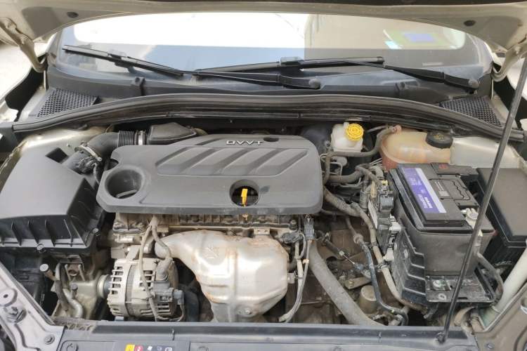 Used Roewe i5 2020 1.5L Automatic 4G Connect Luxury Flagship Edition Engine Bay