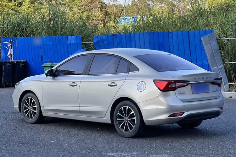 Used Roewe i5 2020 1.5L Automatic 4G Connect Luxury Flagship Edition Exterior 2