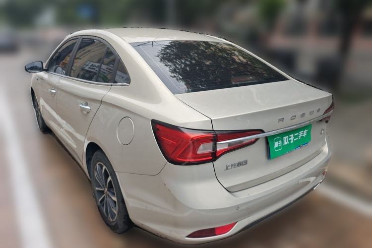 Used Roewe i5 2020 1.5L Automatic 4G Connect Luxury Flagship Edition Exterior 3