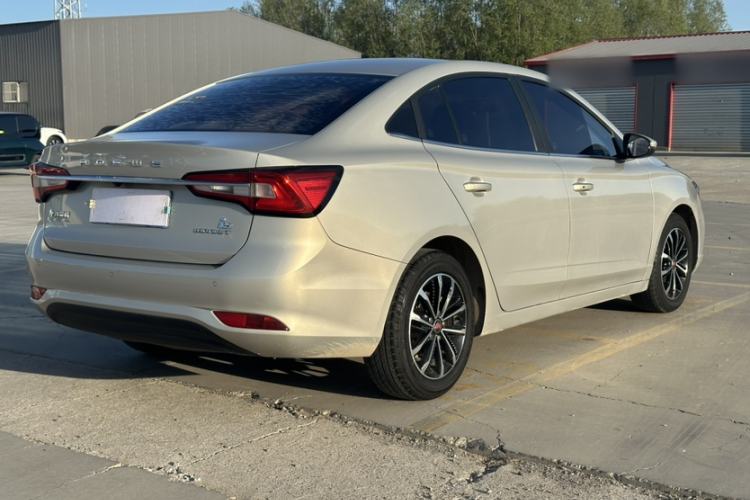 Used Roewe i5 2020 1.5L Manual 4G Connect Leehao Flagship Edition Exterior 4